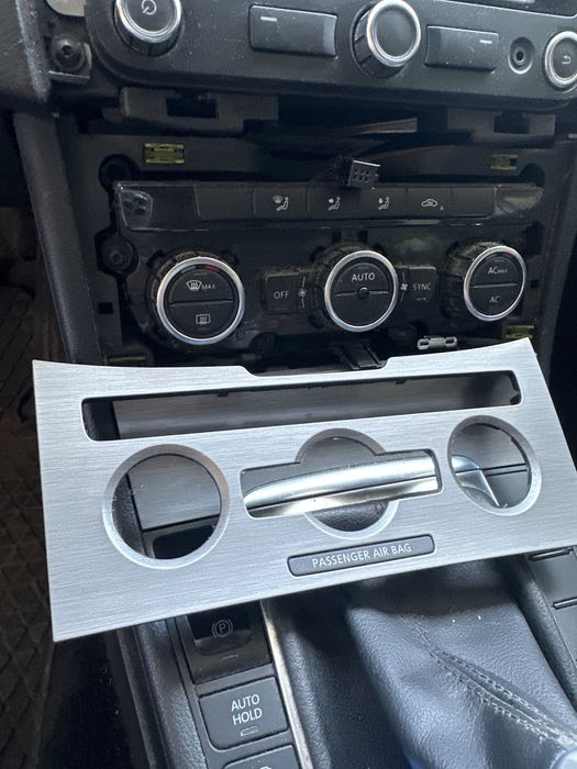 Климатроник Passat B7