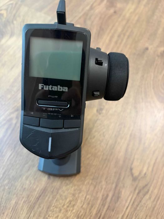 Transmitator Futaba T3PV