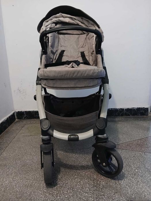 Vand Carut bebe Chipolino   3 in 1 cadru aluminiu, usor .