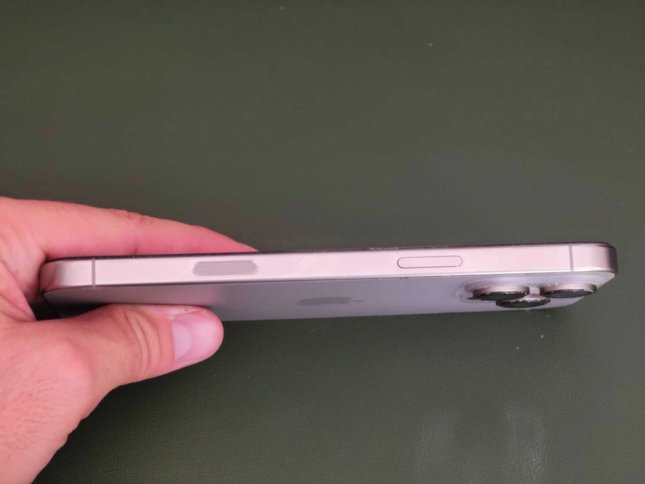 iPhone 16 Pro Max 512 ГБ, после воды, на запчасти
