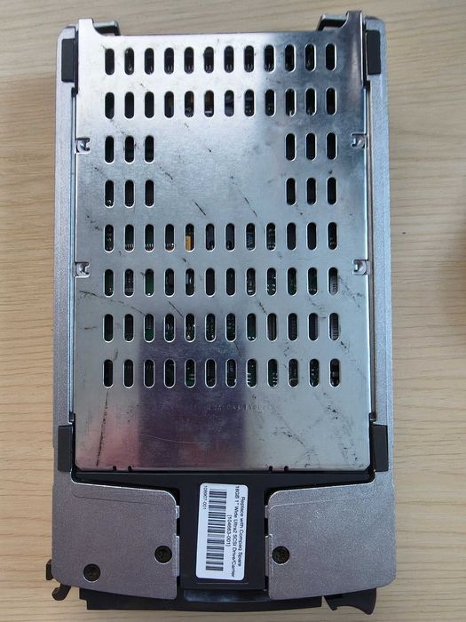 Hard disk server Compaq/HP 18GB Ultra2 SCSI 10K RPM – nou, în carrier original