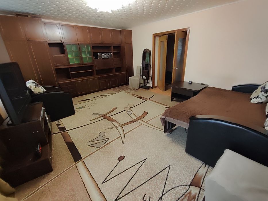 Продается 3-комн (5-9, 3 эт)