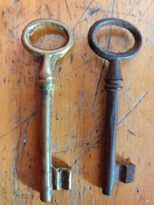 Старинни ключове