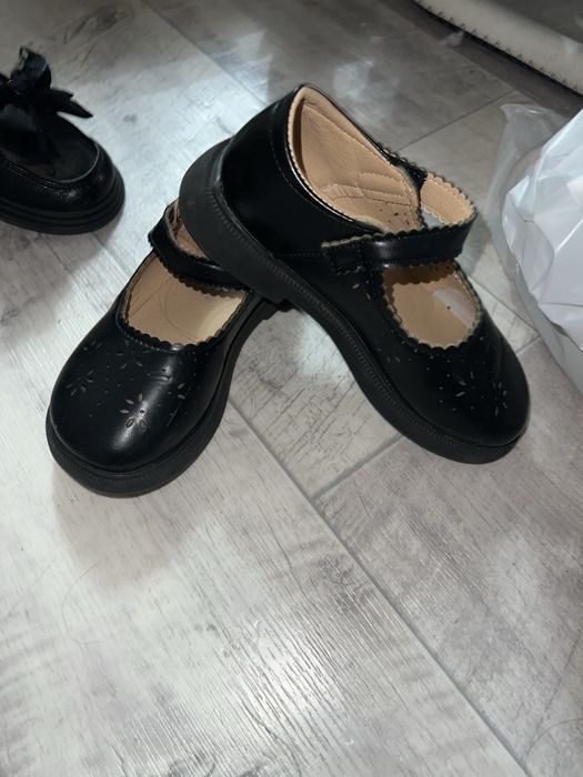 Продам обувь в хорошем состоянии