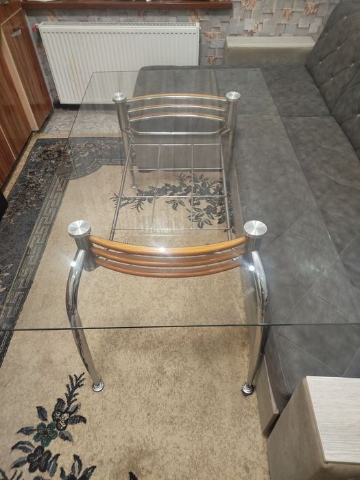 Срочно!! Стеклянный стол с 6 стулами