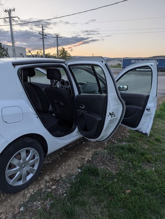 Autoturism Renault Clio