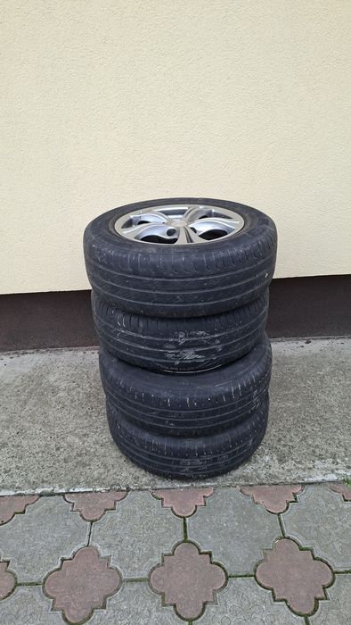 Vand jante aliaj 15 cu anvelope vara 195 65 r15 si prezoane