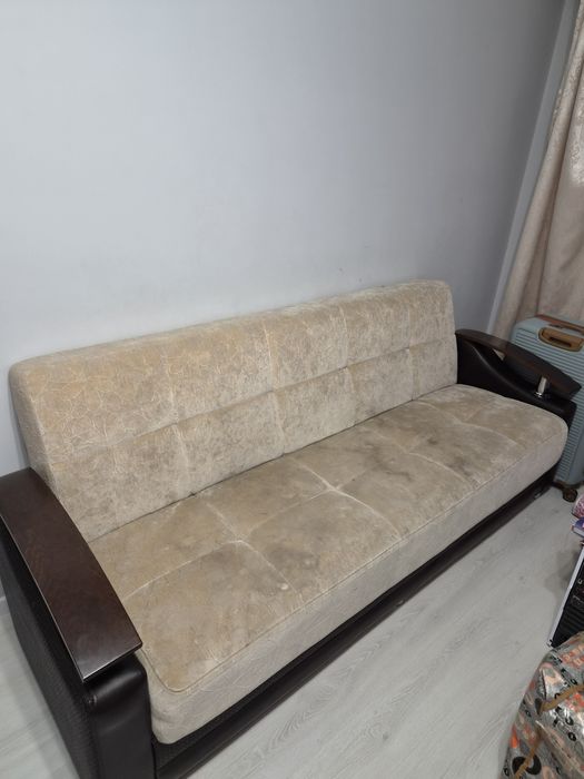 Продам диван 2 м
