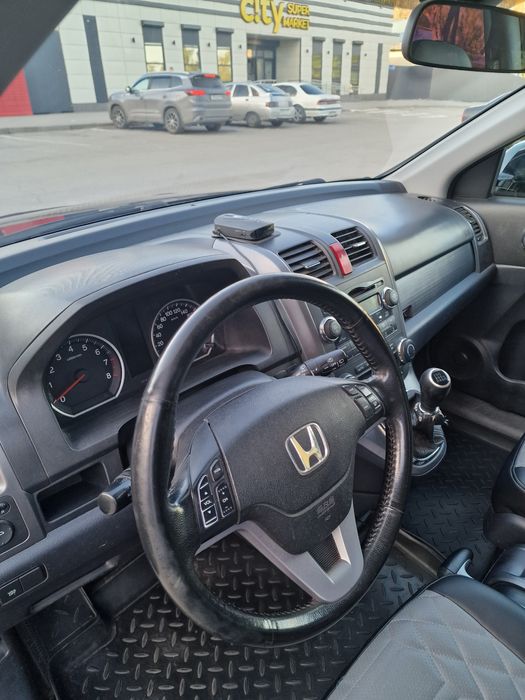 Продам машину Honda CR- V