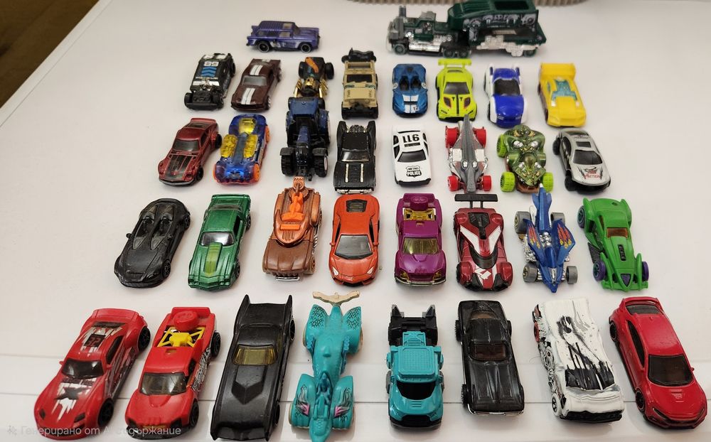 Hot Wheels - Игрален комплект МЕГА гараж +33 колички и 1 камион влекач