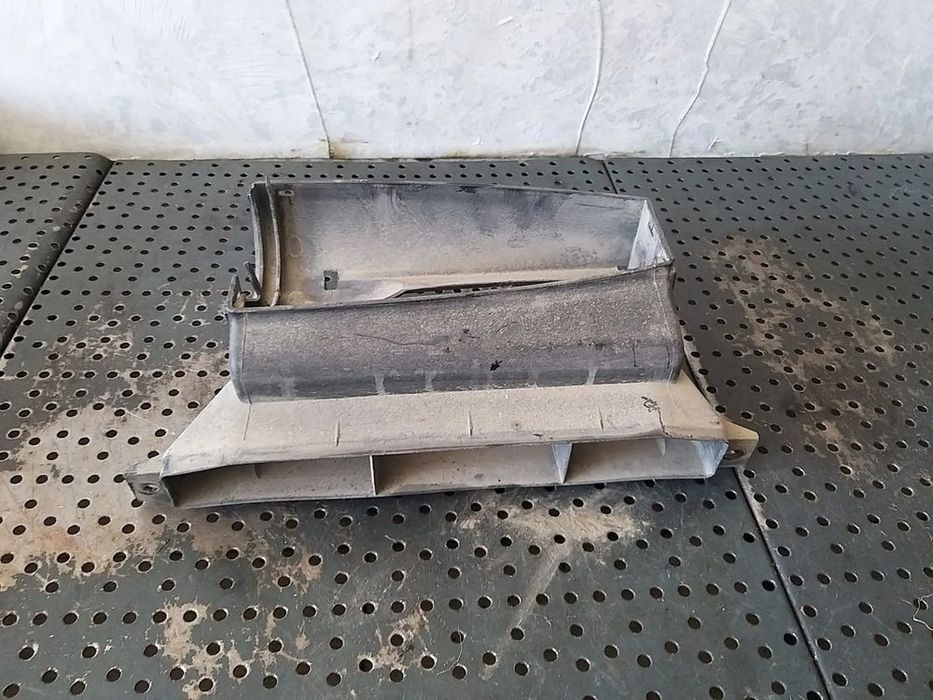 Deflector aer 2.0 tdi vw passat b6 3c 1k0805962