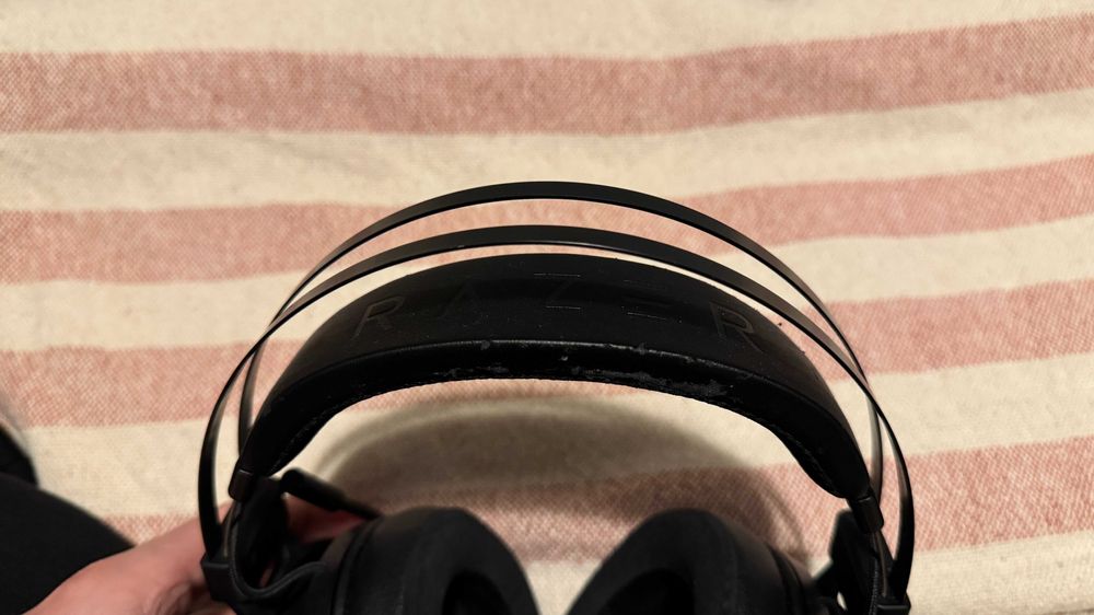 Razer Nari Essential, Wireless