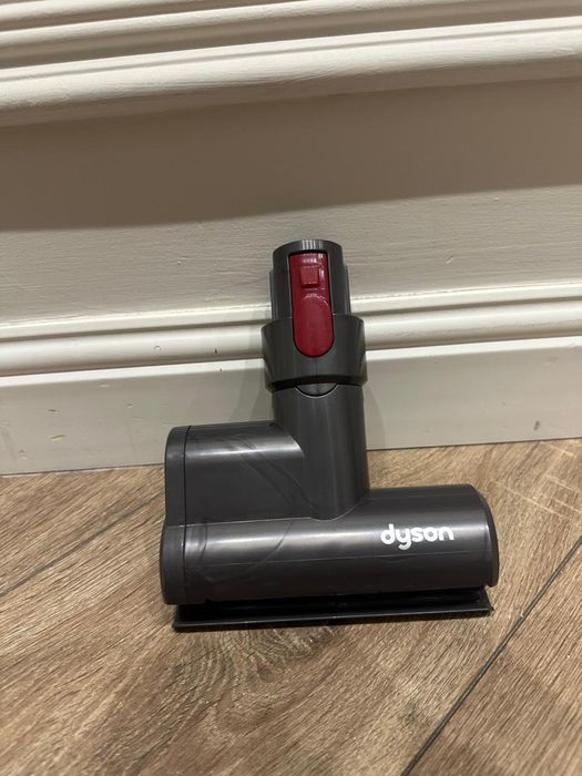 Продам новые пылесосы Dyson по низкой цене