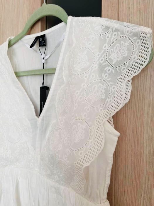 Rochie Vero Moda marimea S noua alba