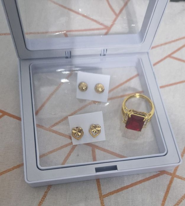 Құм алтын сақина, сырға