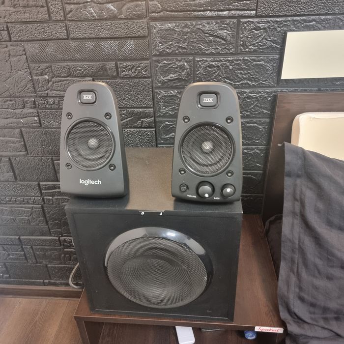 Sistem audio Logitech Z623