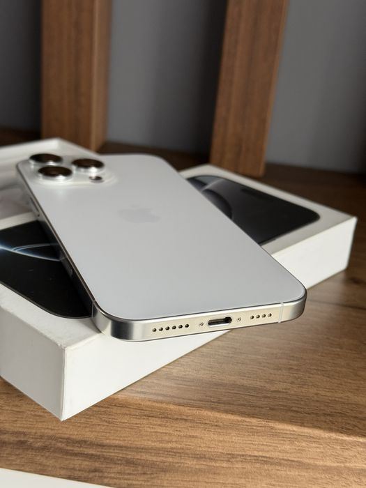 Iphone 16 Pro Max - 512GB