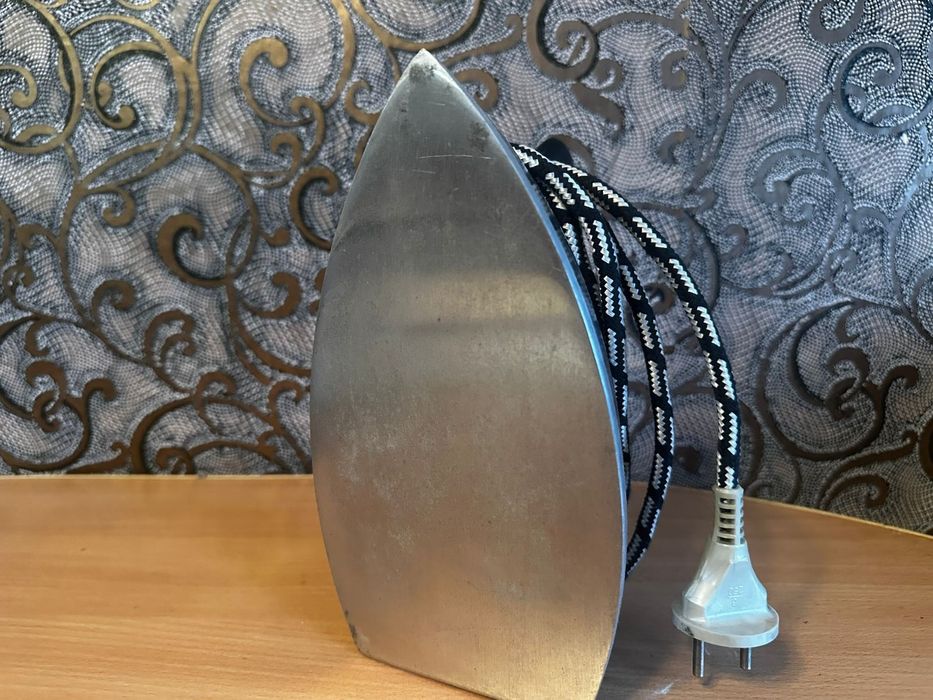 Утюг СССР выпуск 1989 г