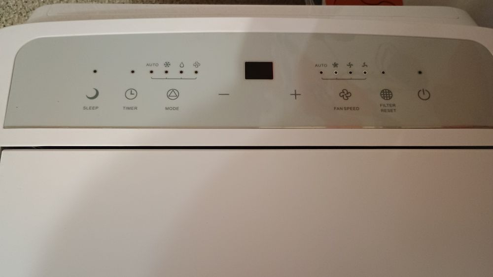 Продавам климатик