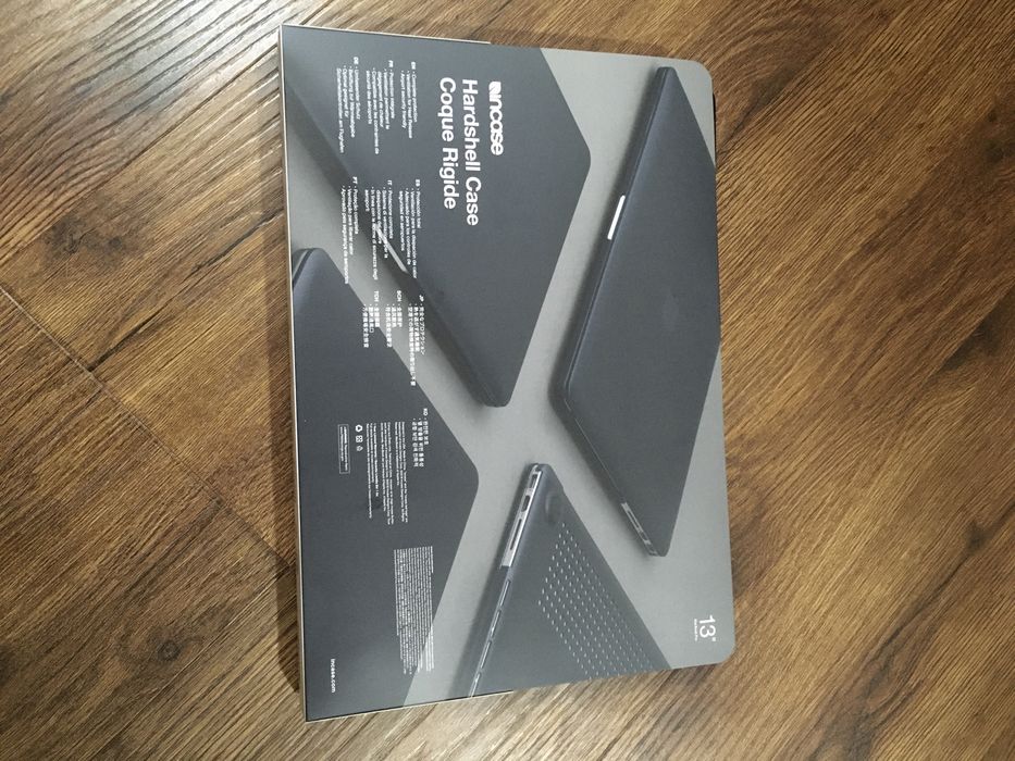 Чехол для MacBook Pro 13