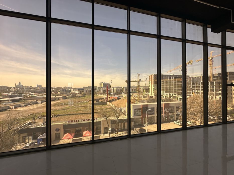 Сдается в аренду под магазин декора, мебели или офис Рынок Жомий