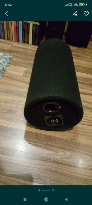 Subwoofer auto  nu are statie și nu cunosc ce putere are