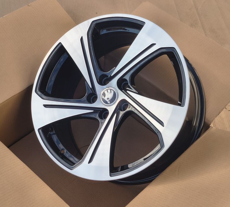 Jante 18 Skoda Superb VRS Kodiaq Octavia VRS Karoq Enyaq Yeti
Jante Noi cu Factura si Garantie ‼️autohauss.ro‼️