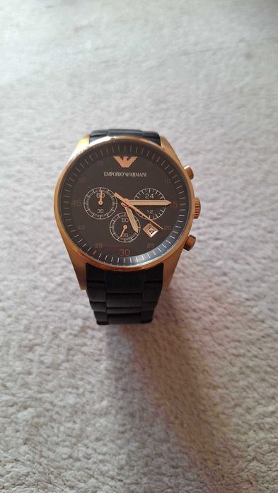 Часовник Emporio Armani