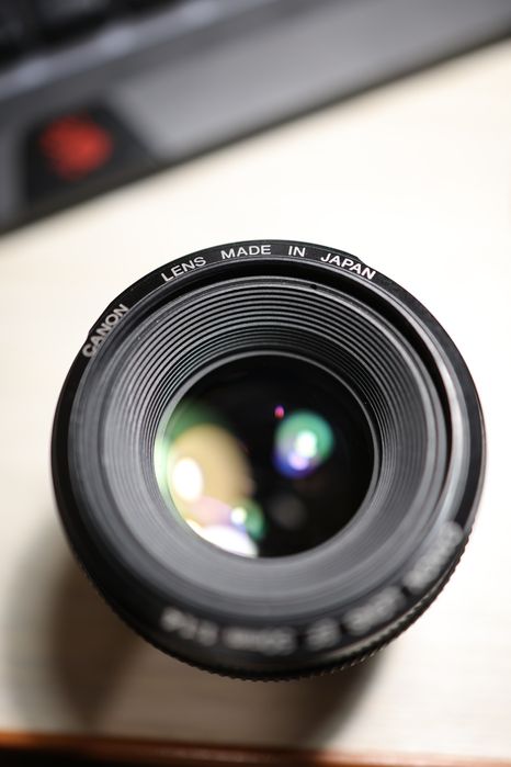 Продам Canon EF 50mm f 1.4