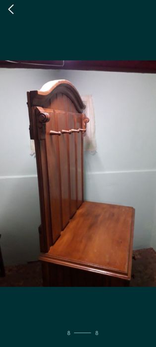 Cuier din lemn masiv