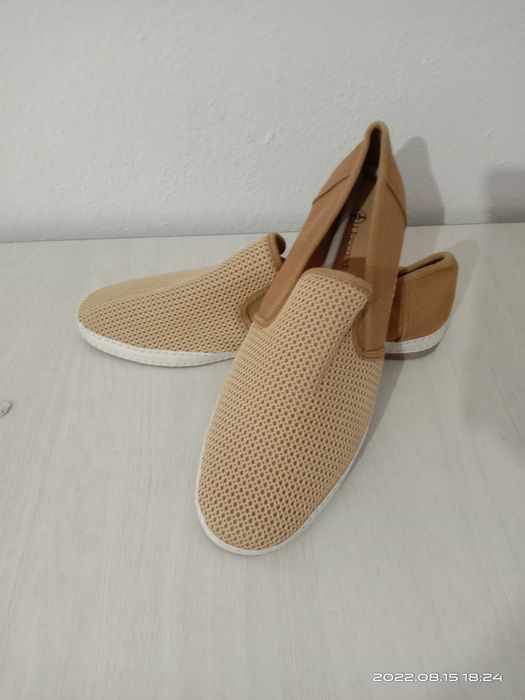 Продам новые мужские мокасины