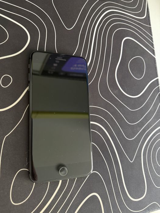 iPhone 8 plus 64gb