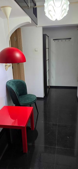 Închiriez Apartament 2 Camere Zona Peco