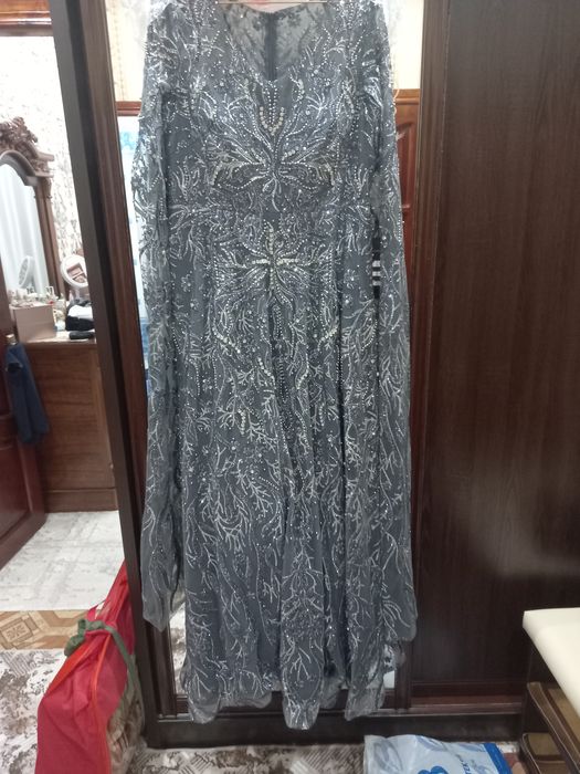 Vecherniy koyle 200 $ sotiladi