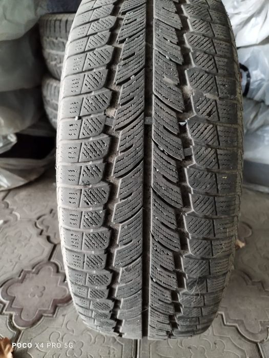 Продам зимние шины в отличном состоянии