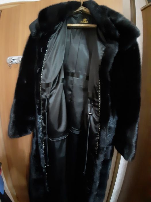 Продам норковую шубу