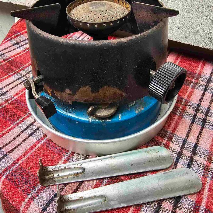 Немски бензинов примус интериор