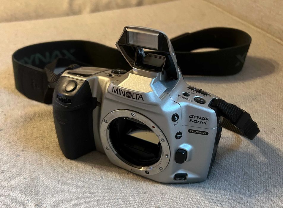 Minolta Dynax 500si body aparat foto film 35mm montura A