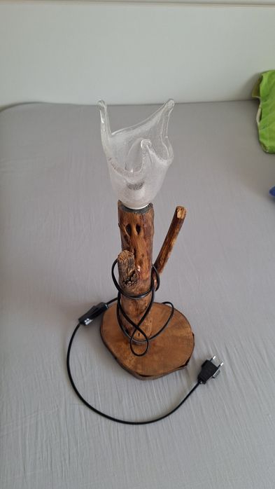 Lampa din lemn stejar