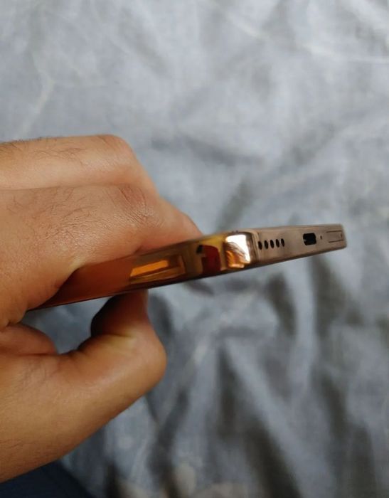 Honor X9D 12/256gb Idial holatda garantiyasi bor