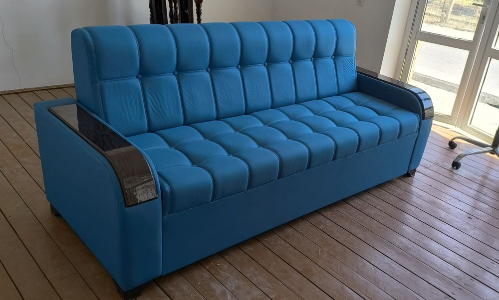 Divan sotiladi matiriali moyshi