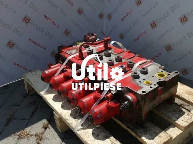Distribuitor Hidraulic JCB 330 JS330 JS300 JS360 + piese JCB
