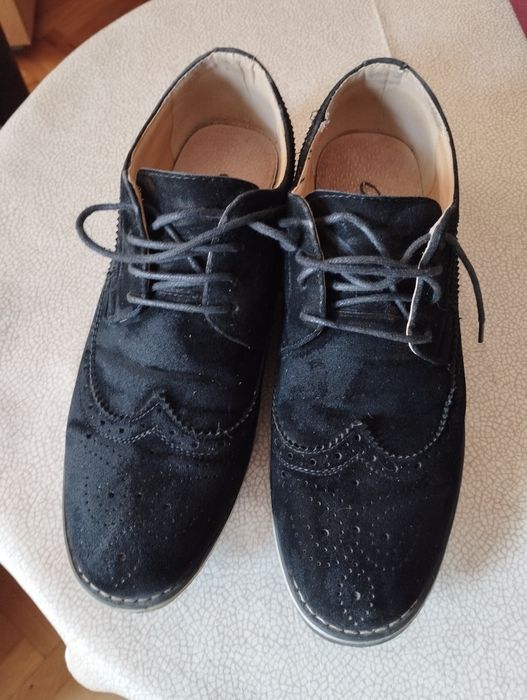 Обувки от велур 43 номер