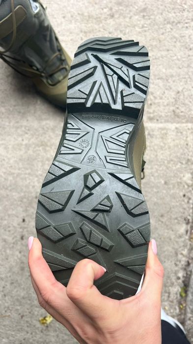 Bocanci militari GORETEX Firma TALAM..
Rezistente la apă, sunt forte c