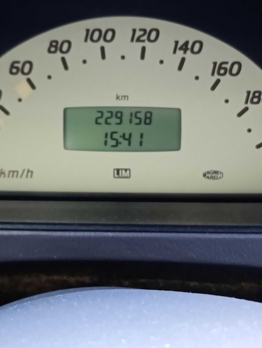 Mercedes Benz A160
