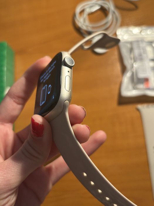 Apple watch часовник