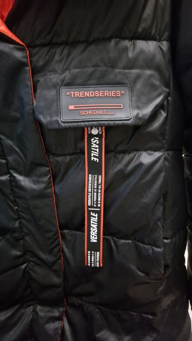 Теплая куртка зимняя возможен торг