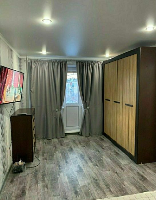 Абая көшесі бойында бір бөлмелі пәтер Посуточно