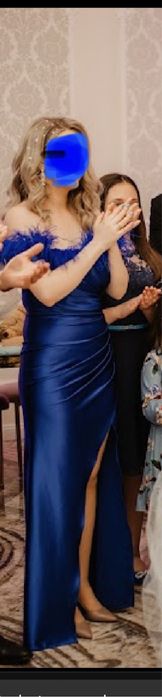 Rochie superba, cu trena, bleumarin, de nasa, marime M