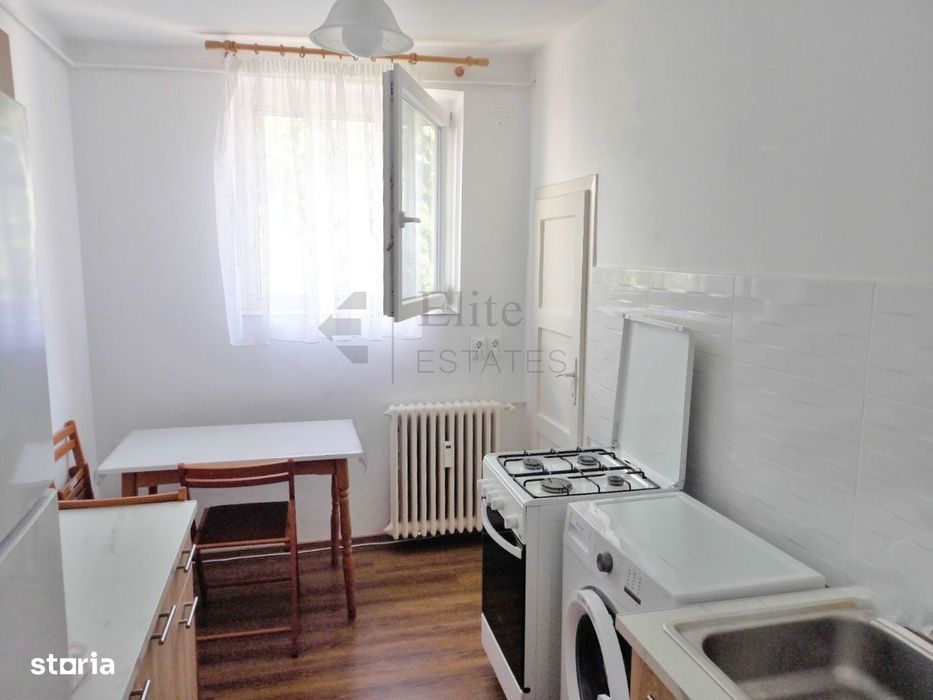 Apartament renovat cu 2 camere ultracentral in Oradea